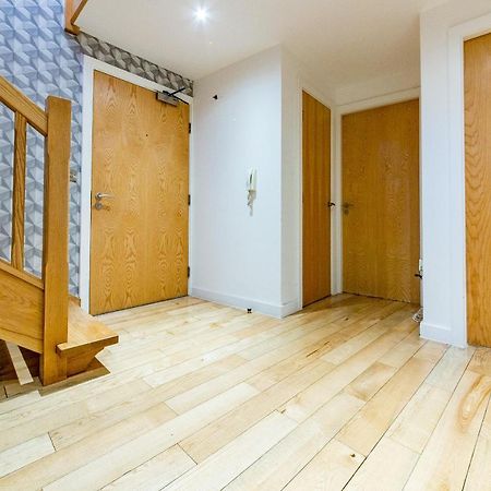 Spacious 3-Bed Penthouse With City Sky Line Views Sheffield Luaran gambar