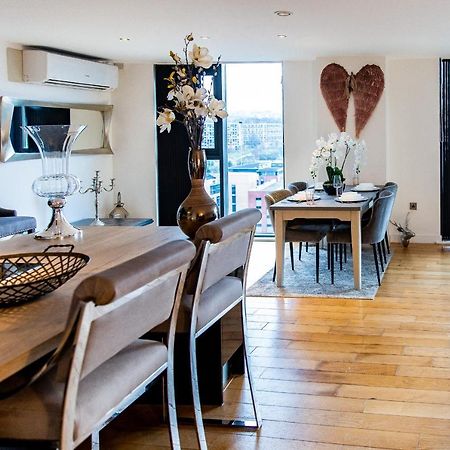 Spacious 3-Bed Penthouse With City Sky Line Views Sheffield Luaran gambar